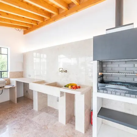 Alba Villa
